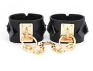 diamondcuffs_b58c6012-ef29-4fde-8e85-12259d65d300.jpg